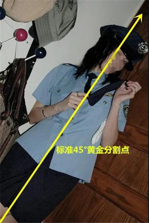 1594698105779603