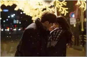 浪漫表白技巧大揭秘！520如何让TA心动？-恋爱至上