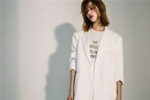 好女朋友的12条标准,你女朋友达到了几条?-恋爱至上