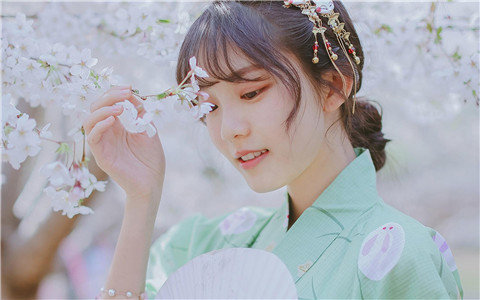 女生问你在干嘛，怎么幽默回复她？-恋爱至上