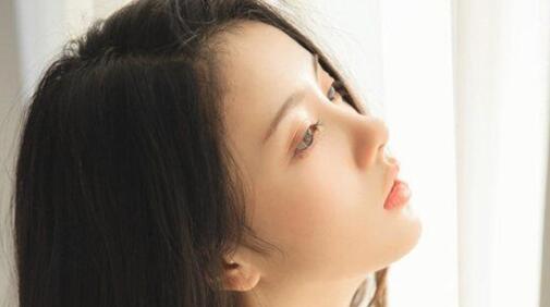 女生说难受咋办？根据情况选择安慰方式-恋爱至上