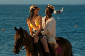 挽回女友的错误方式，这3件事越做越让她分手-恋爱至上