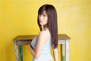 和女生聊天的30个话题，让女生喜欢粘着你-恋爱至上