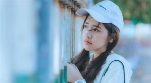 女生缺乏安全感的原因是什么？怎么给她安全感？-恋爱至上