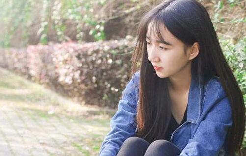 前女友有男朋友了还联系我，她到底是啥意思？-恋爱至上