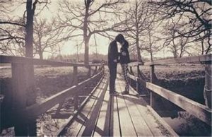 分手后的说说，一些有助于挽回的话-恋爱至上