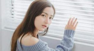 双鱼座女生喜欢一个人的表现，看似不在意其实喜欢-恋爱至上