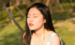 女朋友累了哄她的句子，一句话赶走她的疲惫-恋爱至上