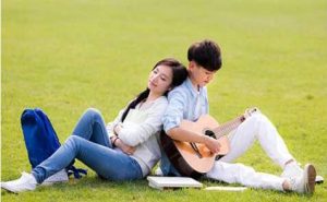 感情发展太快的危害有哪些？怎么控制感情发展过快-恋爱至上