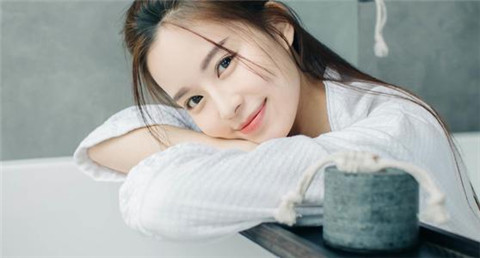 逗女孩开心的聊天套路，用幽默深深抓住她的心-恋爱至上