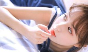 女朋友突然不黏人了是什么原因？正不正常-恋爱至上