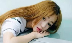 在电话里怎么和女朋友聊天？才有利于感情发展-恋爱至上