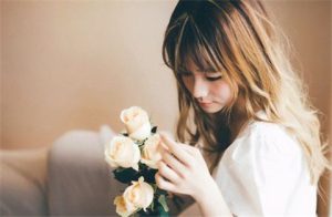 和女生聊天，如何找到那个她最感兴趣的话题？-恋爱至上