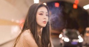 女生主动和你谈论前男友,是什么意思?-恋爱至上