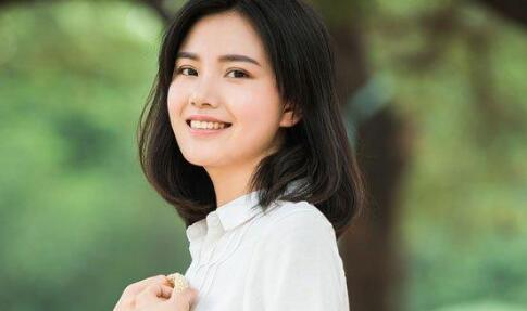 女人隐私故意给男生看，她是暗示了什么意思？-恋爱至上