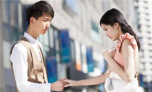 分手后还能挽回的10个征兆，超过5个说明挽回几率很大-恋爱至上