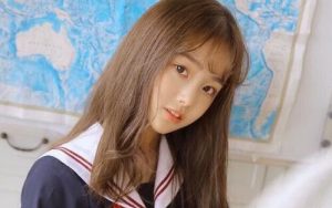 女生不拒绝你送的东西是接受你了还是爱占小便宜？-恋爱至上