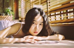 女朋友花钱太厉害，供养不起想分手怎么办？-恋爱至上