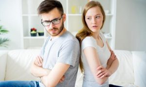 夫妻没感情了却拖着不离婚对谁有利？-恋爱至上