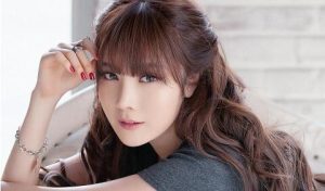 一个女人屏蔽你却不删你微信，她这是什么心理？-恋爱至上