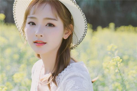 额什么意思？女生说额怎么回复？-恋爱至上