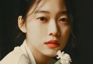 水瓶女对你心动的10个信号，你看出来了吗？-恋爱至上