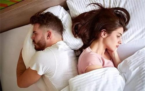 夫妻三观不合的具体表现，三观不合的夫妻该怎么办？-恋爱至上