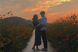 对象不陪自己咋办？对方不陪你怎么办？-恋爱至上