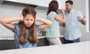 应该为了孩子勉强维持婚姻吗？-恋爱至上