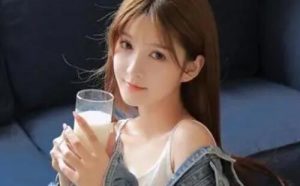 女生哪些行为是喜欢你？不要忽视女生这些行为-恋爱至上