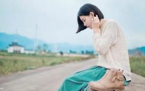 形容女生声音好听的词语，给她耳目一新的感觉-恋爱至上