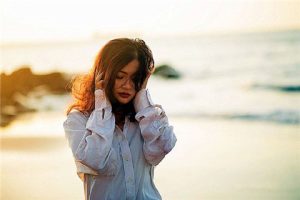 “攒够了失望 我就离开”女生会在心里默默给男生减分吗?-恋爱至上