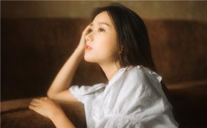 女人欺骗感情五大特征，远离这类女人-恋爱至上