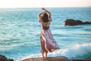 3个技巧帮你在学校追到自己喜欢的女生-恋爱至上