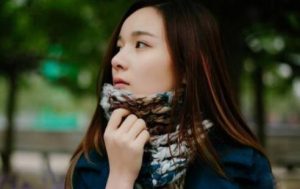 已婚女人和异性朋友频繁聊天正常吗？-恋爱至上