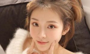 什么样的女人是闷骚女人？怎么泡闷骚型的女人？-恋爱至上