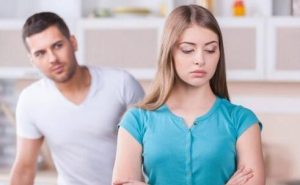 女朋友一吵架就说分手是什么意思？-恋爱至上