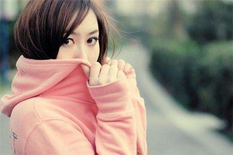 如何追一个极度缺乏安全感的女生？-恋爱至上
