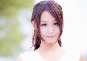 女生约会带闺蜜是什么意思？如何应对？-恋爱至上