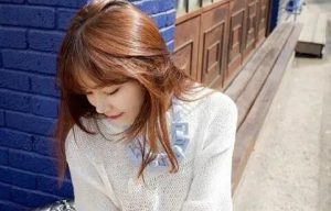 女生说不舒服怎么高情商的回复，女生说不舒服怎么回复消息-恋爱至上