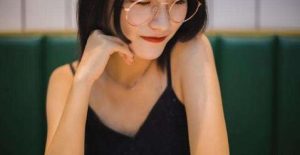 为什么进注塑厂找不到女朋友？-恋爱至上