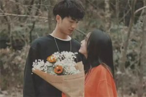 怎么判断女生是真心和你谈恋爱，而不是玩玩而已-恋爱至上