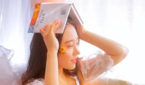 女朋友不在身边怎么哄她开心？ 做好以下几点-恋爱至上