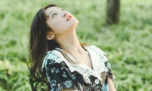 女孩子想要的偏爱是什么意思？怎么给她偏爱的感觉-恋爱至上