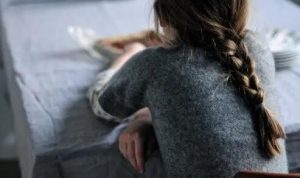 异地恋女朋友说累了要分手怎么办?-恋爱至上