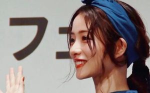 让女生产生好感的细节，不经意当然她喜欢你-恋爱至上