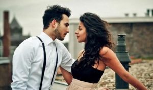 一见钟情和日久生情哪个是真爱？二者相辅相成-恋爱至上