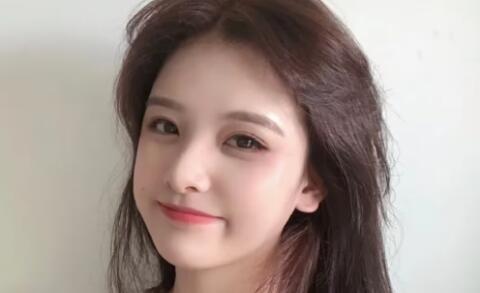 怎么聊天和女生制造暧昧？用暧昧促进关系-恋爱至上