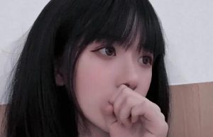 女生说好热怎么高情商回复？男生都学着点儿-恋爱至上