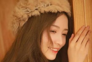 女生假装喜欢你的表现，你永远排在最后一位-恋爱至上